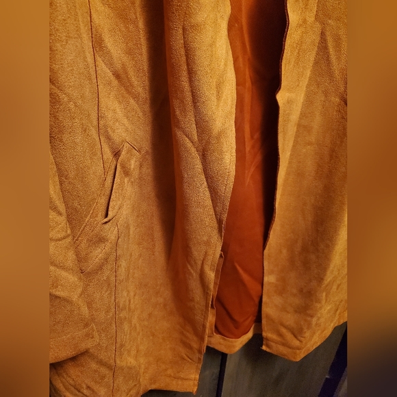 Soft Suede Tan Trench Coat Jacket EUC - Picture 5 of 7